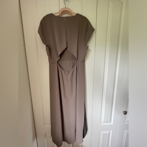 Babaton Hampton Dress - Picture 3 of 4